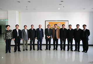 國(guó)家質(zhì)檢總局局長(zhǎng)王勇、副局長(zhǎng)支樹(shù)平、紀(jì)檢組長(zhǎng)王煒、總工程師張綱在&ldquo;全國(guó)質(zhì)量知識(shí)競(jìng)賽&rdquo;復(fù)賽現(xiàn)場(chǎng)親切接見(jiàn)中國(guó)質(zhì)量檢驗(yàn)協(xié)會(huì)秘書長(zhǎng)張軍、秘書長(zhǎng)助理張明