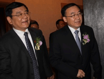 國家質(zhì)檢總局副局長劉平均，河南省副省長徐濟(jì)超進(jìn)入會場